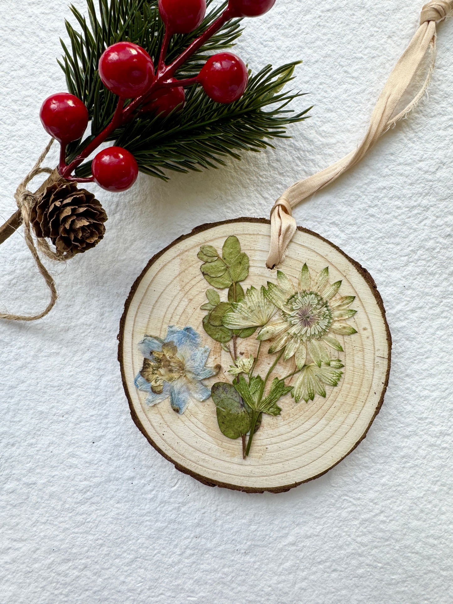 Pressed Flower Ornament on Wood Slice